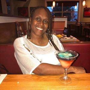 Meet your Posher, Tiesha